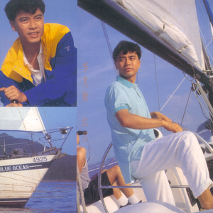 他含着她的花蒂猛吸
